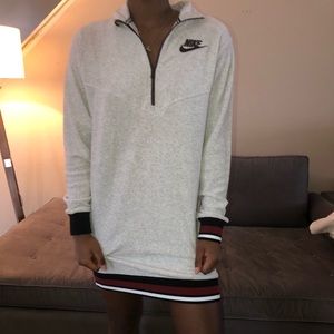 Nike pull over